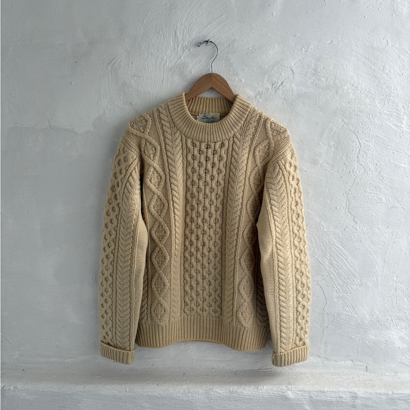 Sweaters - vintage Smith's of Bermuda worsted wool fisherman knit sweater